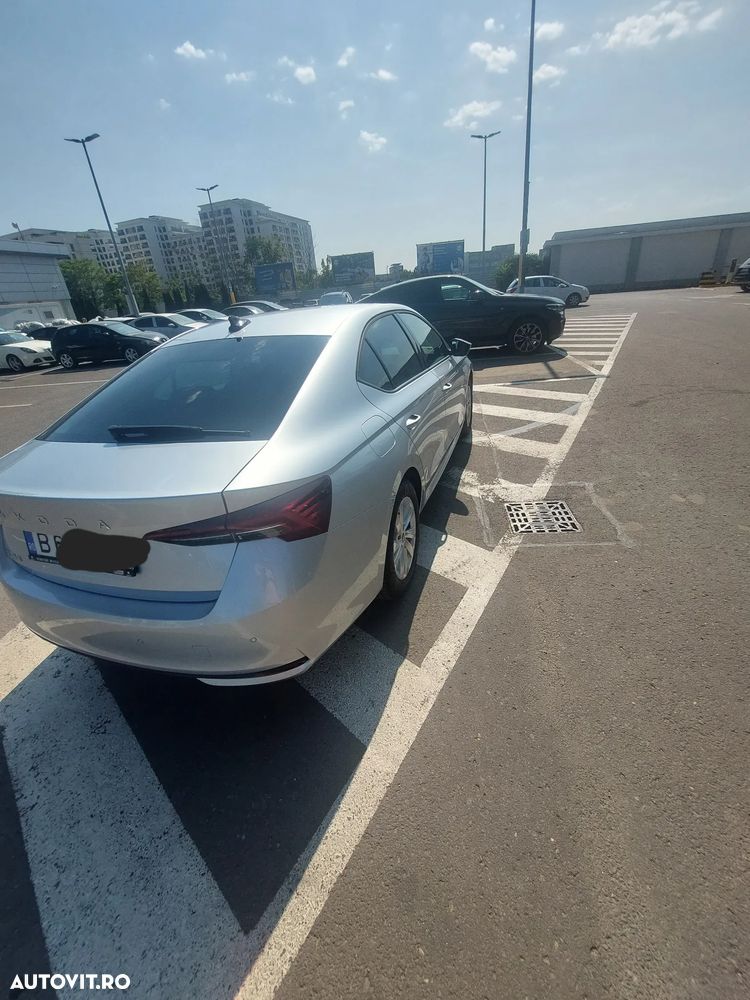 Skoda Octavia 1.5 TSI mHEV DSG Selection - 6