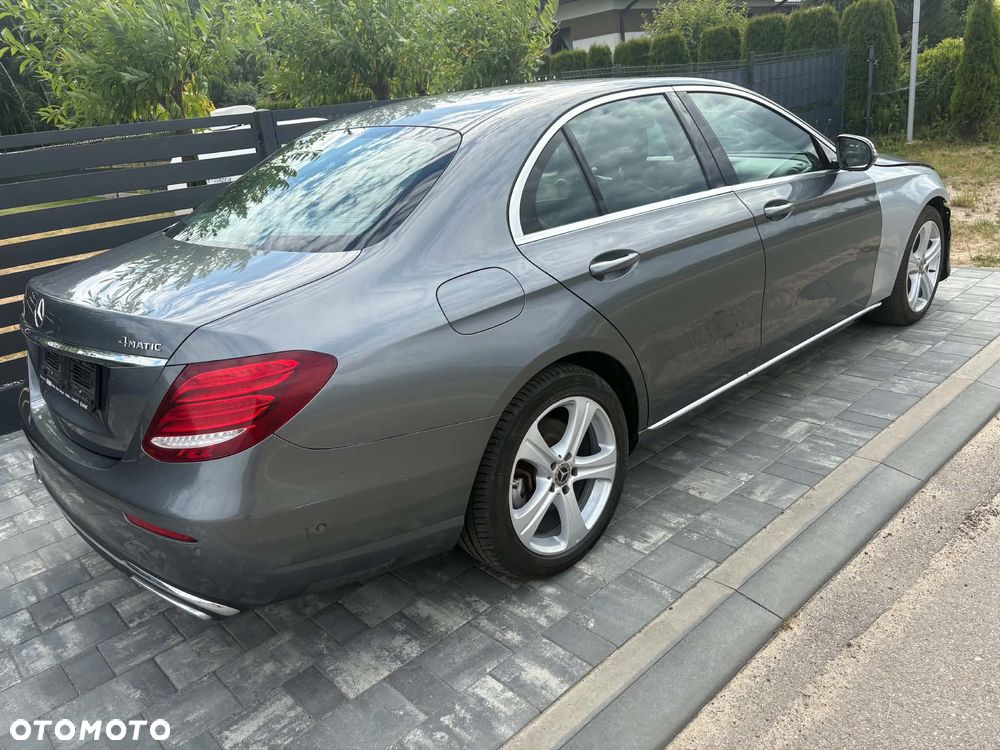 Mercedes-Benz Klasa E - 8