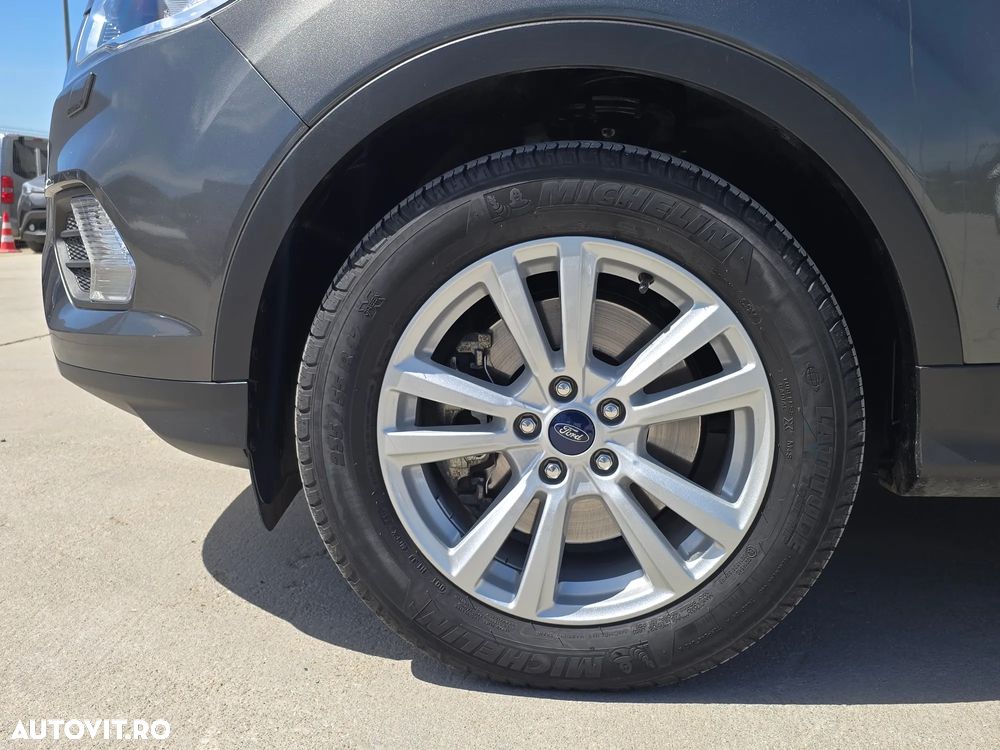 Ford Kuga 1.5 TDCi 2WD Titanium - 7