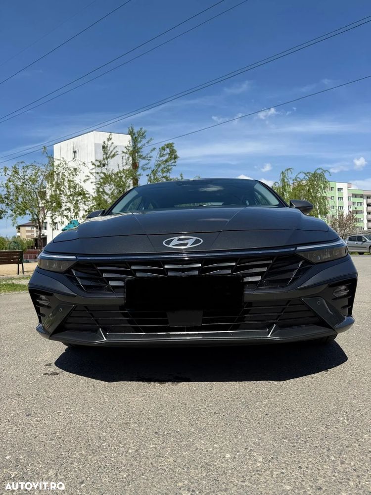 Hyundai Elantra 1.6 l 123 CP CVT Highway - 5