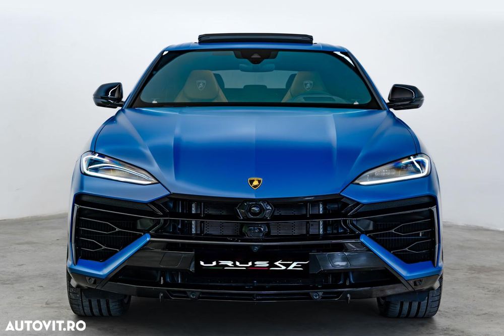 Lamborghini URUS Standard - 3