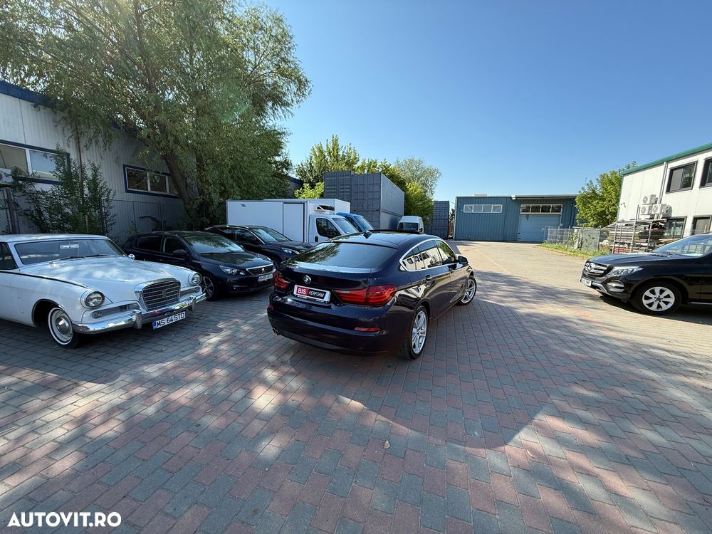 BMW Seria 5 530d xDrive - 5