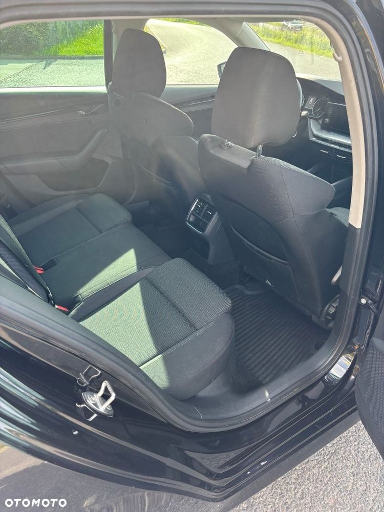 Skoda Octavia 2.0 TDI Ambition DSG - 14