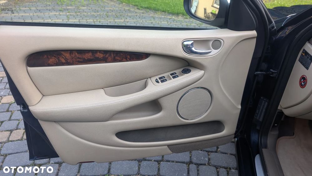 Jaguar X-Type 2.2 Executive - 17
