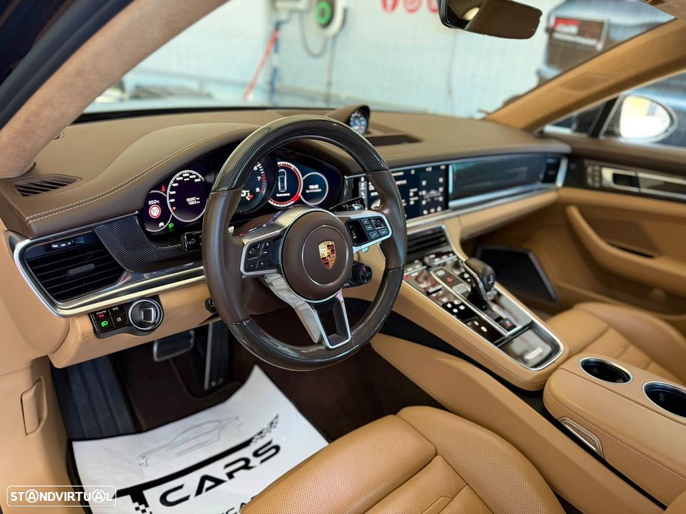 Porsche Panamera Turbo - 10