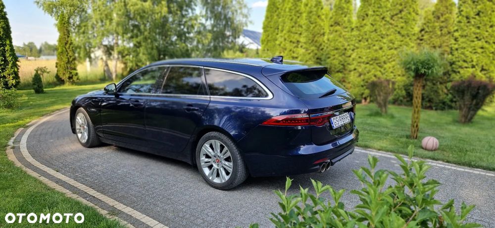 Jaguar XF - 3