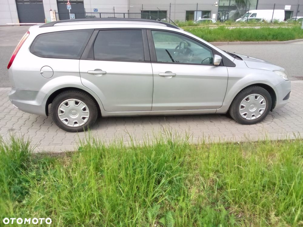 Ford Focus 1.6 Comfort - 3