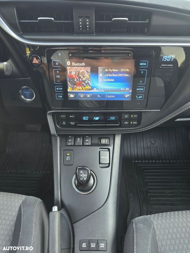 Toyota Auris 1.8 L VVT-i Sol+ - 11