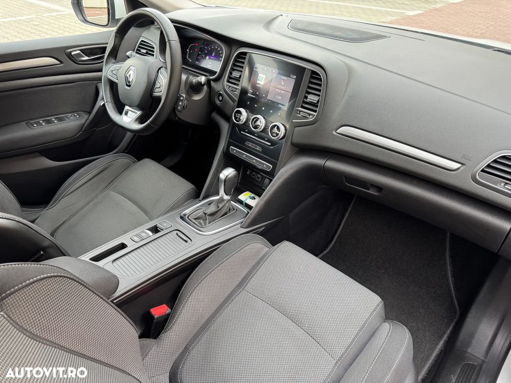 RENAULT Megane 2023 — imagine 14