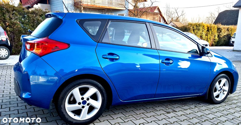 Toyota Auris - 21