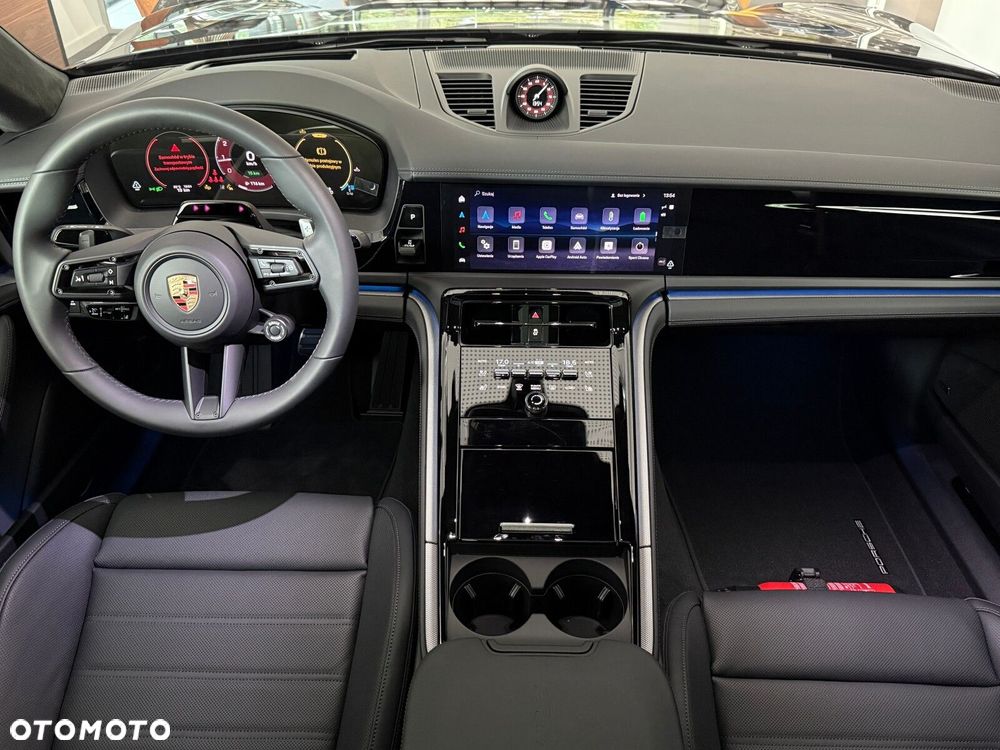 Porsche Panamera - 25