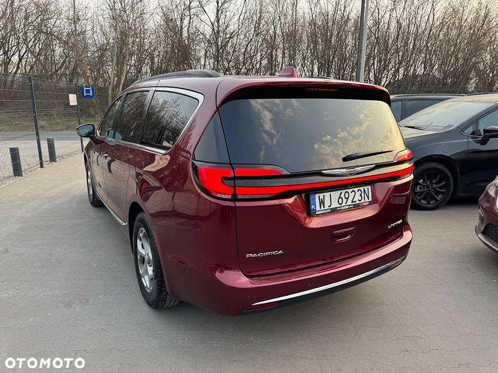 Chrysler Pacifica - 37