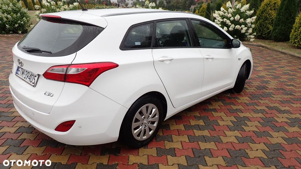 Hyundai i30 1.6 GDI Classic + - 6