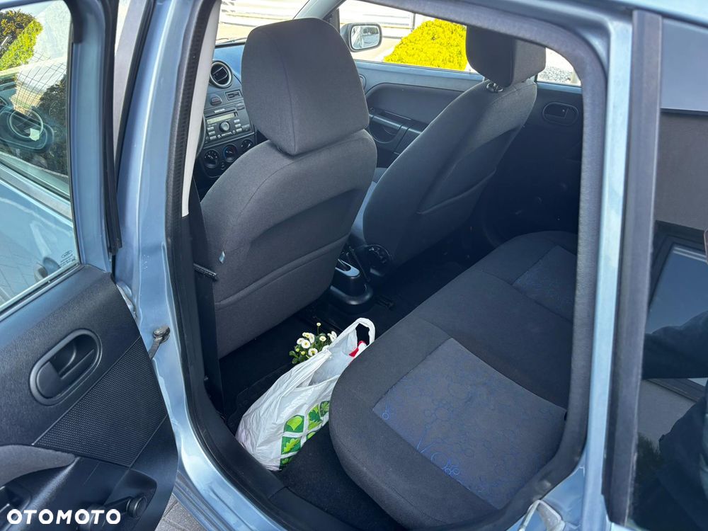 Ford Fiesta 1.3 Connection - 10