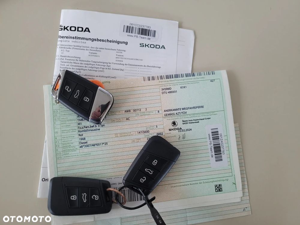Skoda Superb 2.0 TDI DSG Sportline - 21
