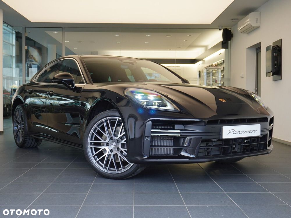 Porsche Panamera 4 - 3