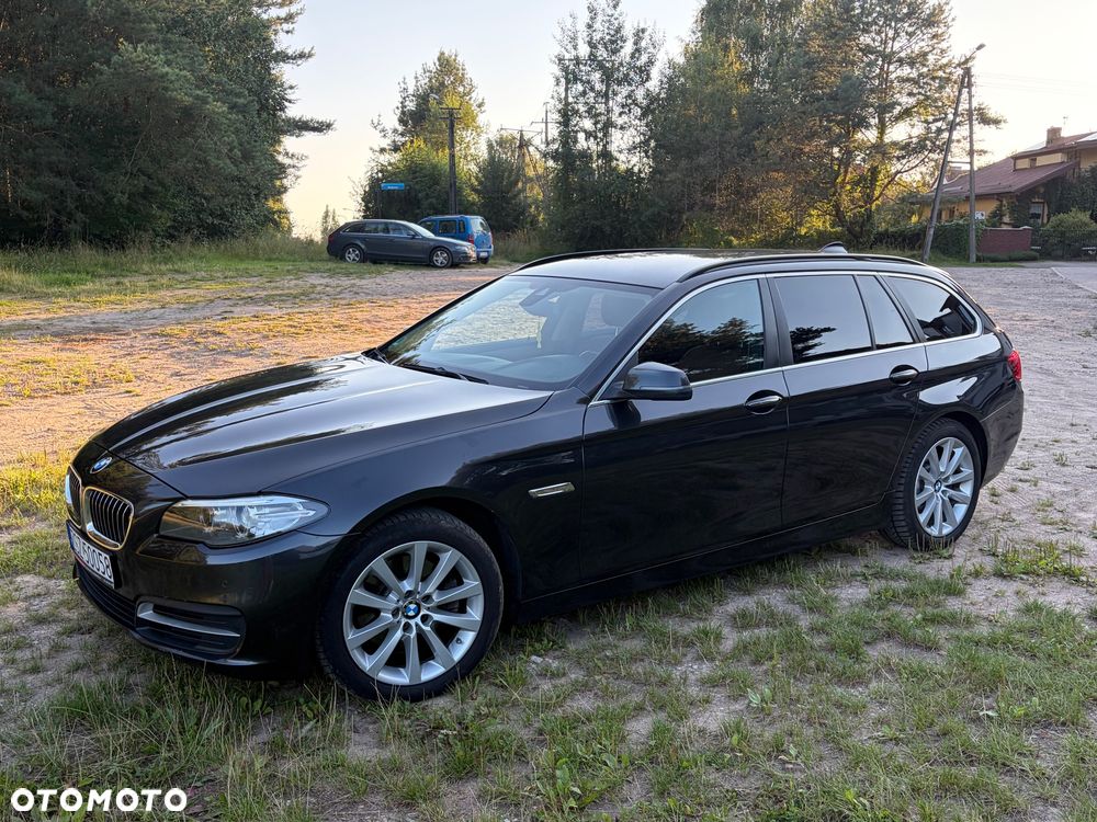 BMW Seria 5 520d xDrive Sport - 2