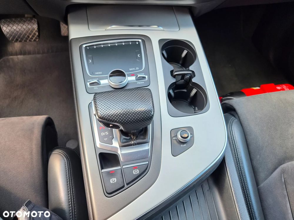 Audi Q7 - 29