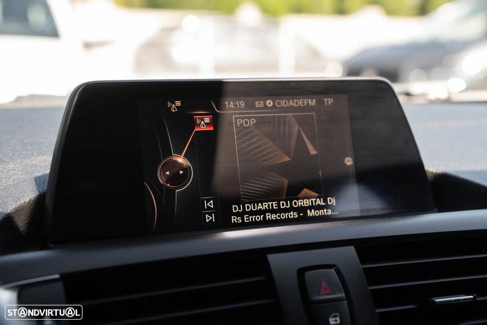 BMW 116 d Sport Line - 27