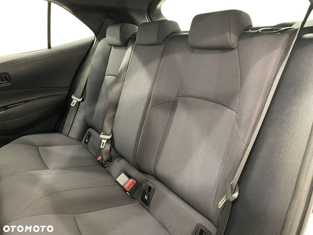 Toyota Corolla - 11