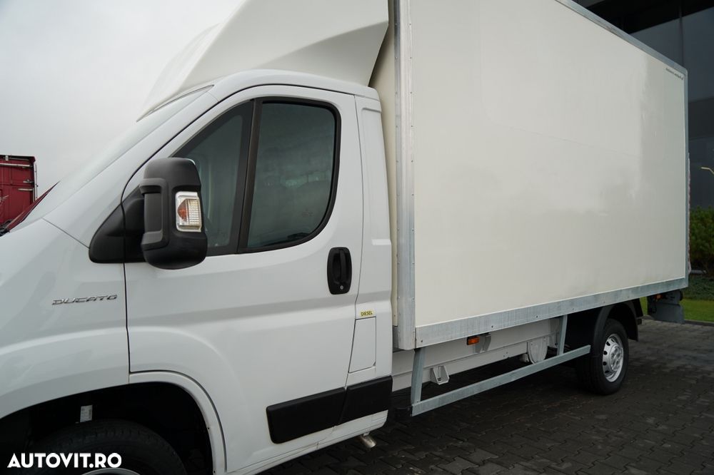 Fiat DUCATO 2.3 130 / CAROSERIE FURGON - 4,3 M / LIFT HIDRAULIC DHOLLANDIA - 750 KG / CUTIE DE VITEZE MANUALĂ / ROȚI SPATE DUBLE / IMPORTAT / - 12