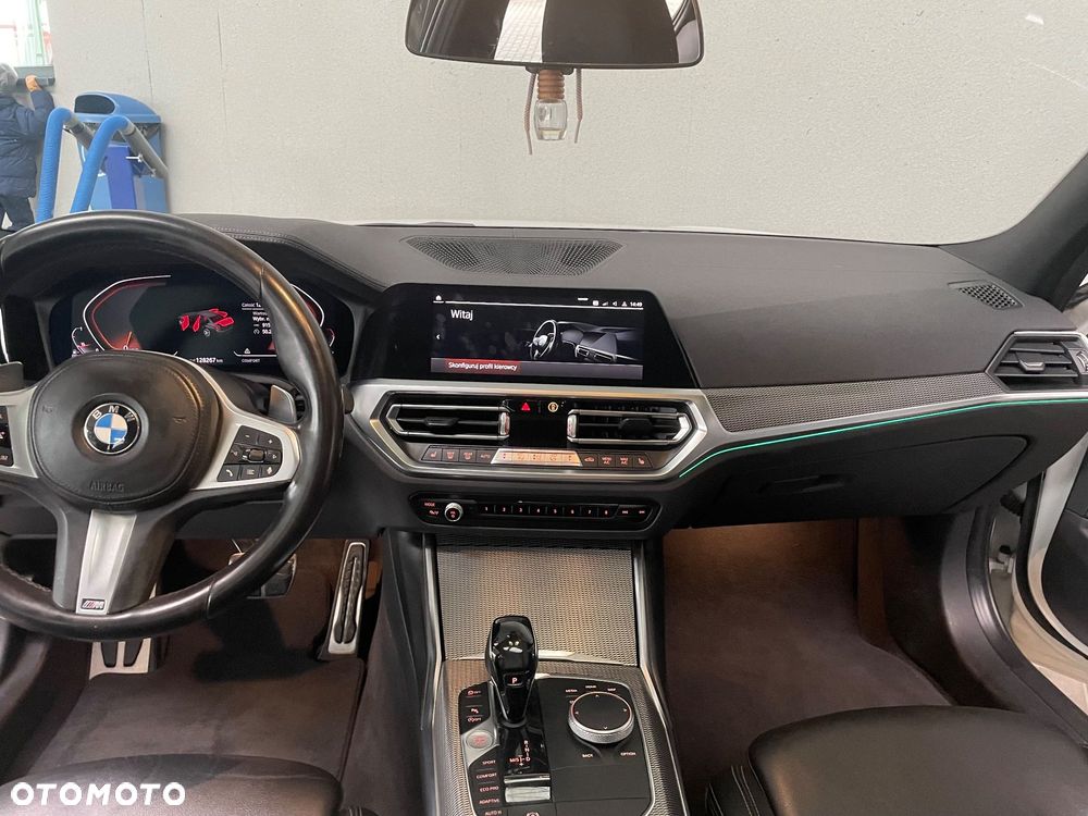 BMW Seria 3 320d Edition M Sport Shadow - 10