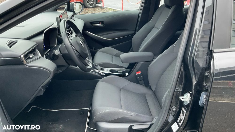 Toyota Corolla 1.8 HSD Dynamic - 34