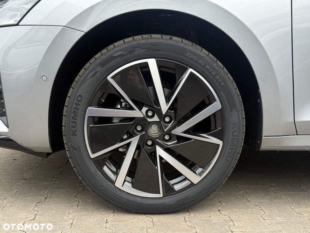 Skoda Octavia 1.5 TSI mHEV Sportline DSG - 41