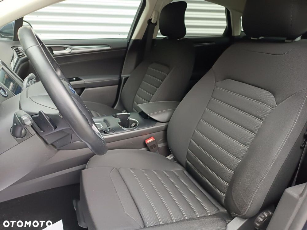 Ford Mondeo 2.0 EcoBlue Titanium - 32