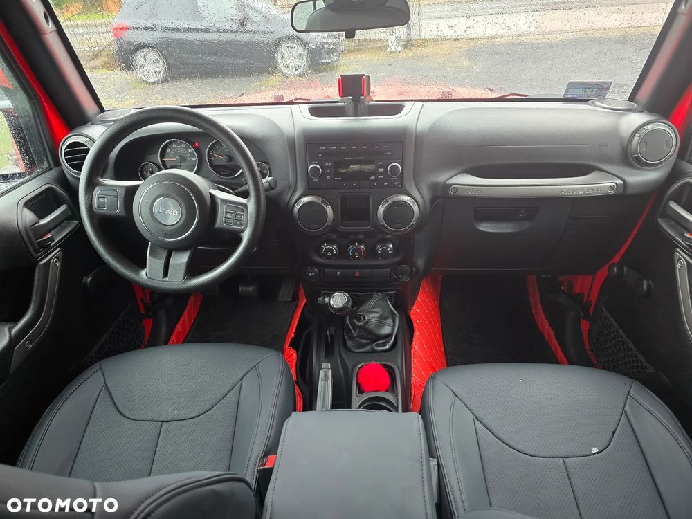Jeep Wrangler - 11
