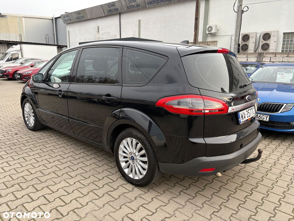 Ford S-Max - 10