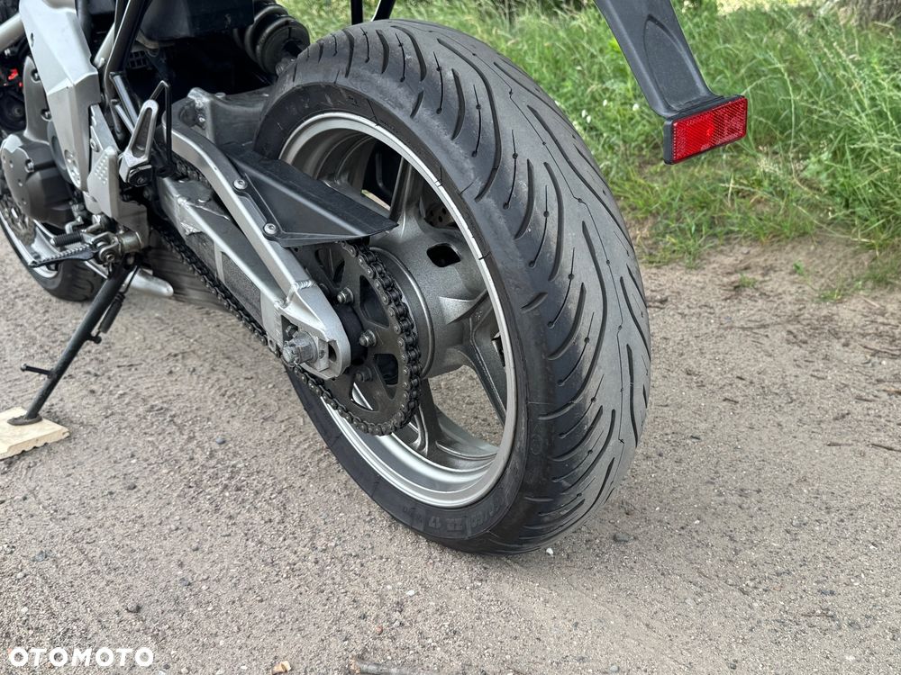 Kawasaki Versys 650 - 12