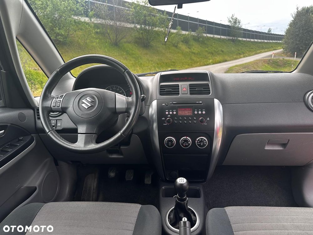 Suzuki SX4 1.6 GLX / Comfort - 19