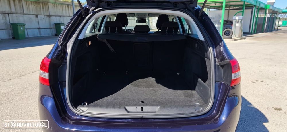 Peugeot 308 SW BlueHDi 130 EAT8 Active Pack - 4