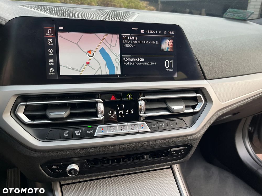 BMW Seria 3 320i xDrive - 12