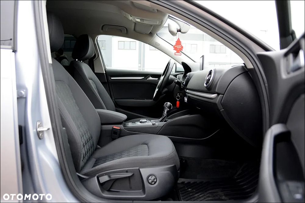 Audi A3 Sportback 1.2 TFSI S tronic Ambition - 24