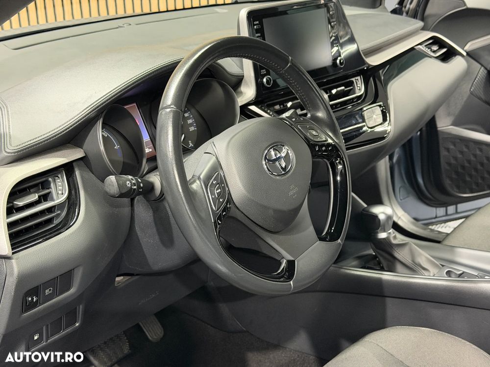 Toyota C-HR 1.8 HSD 122 CP 4x2 CVT Classy - 12