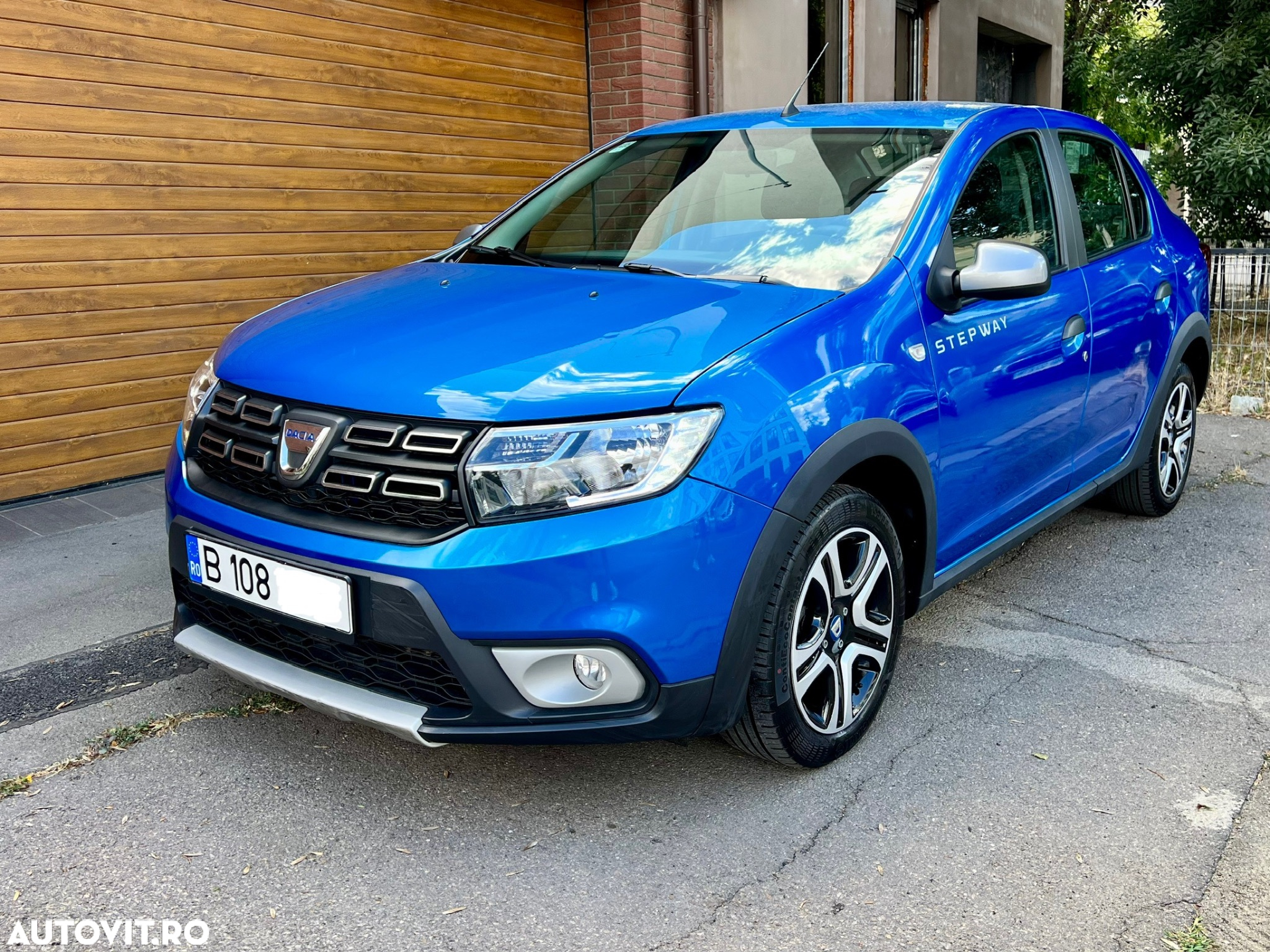 Dacia Logan Stepway TCe 100 GPL - 2
