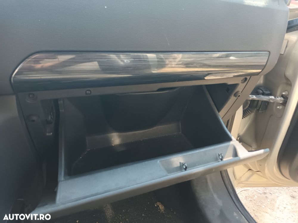 Dezmembrari  Opel ZAFIRA B  2005  > 0000 1.9 CDTI Motorina - 33