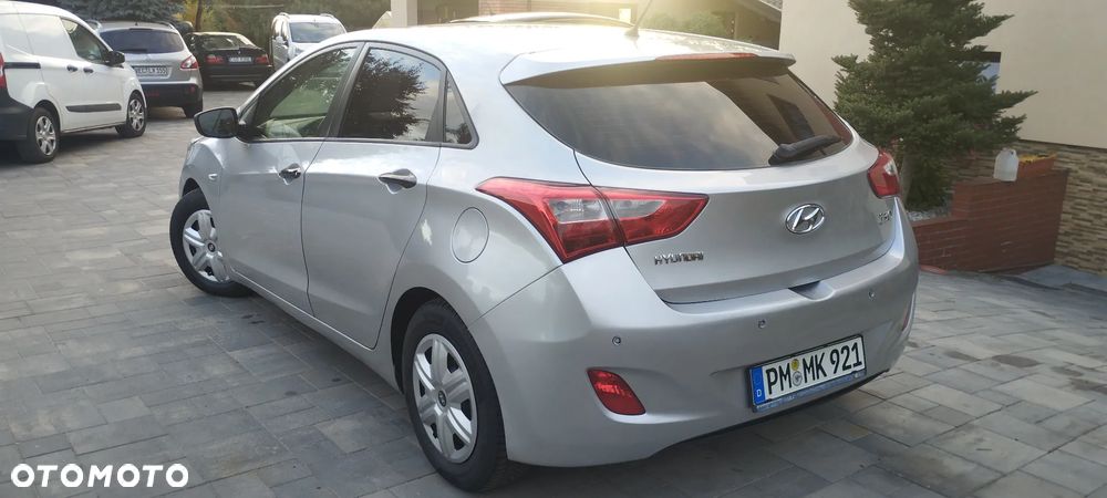 Hyundai i30 - 16
