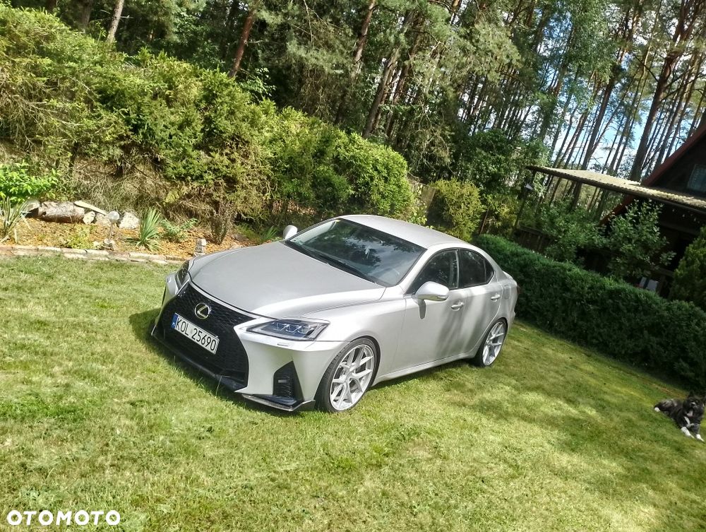 Lexus IS - 6