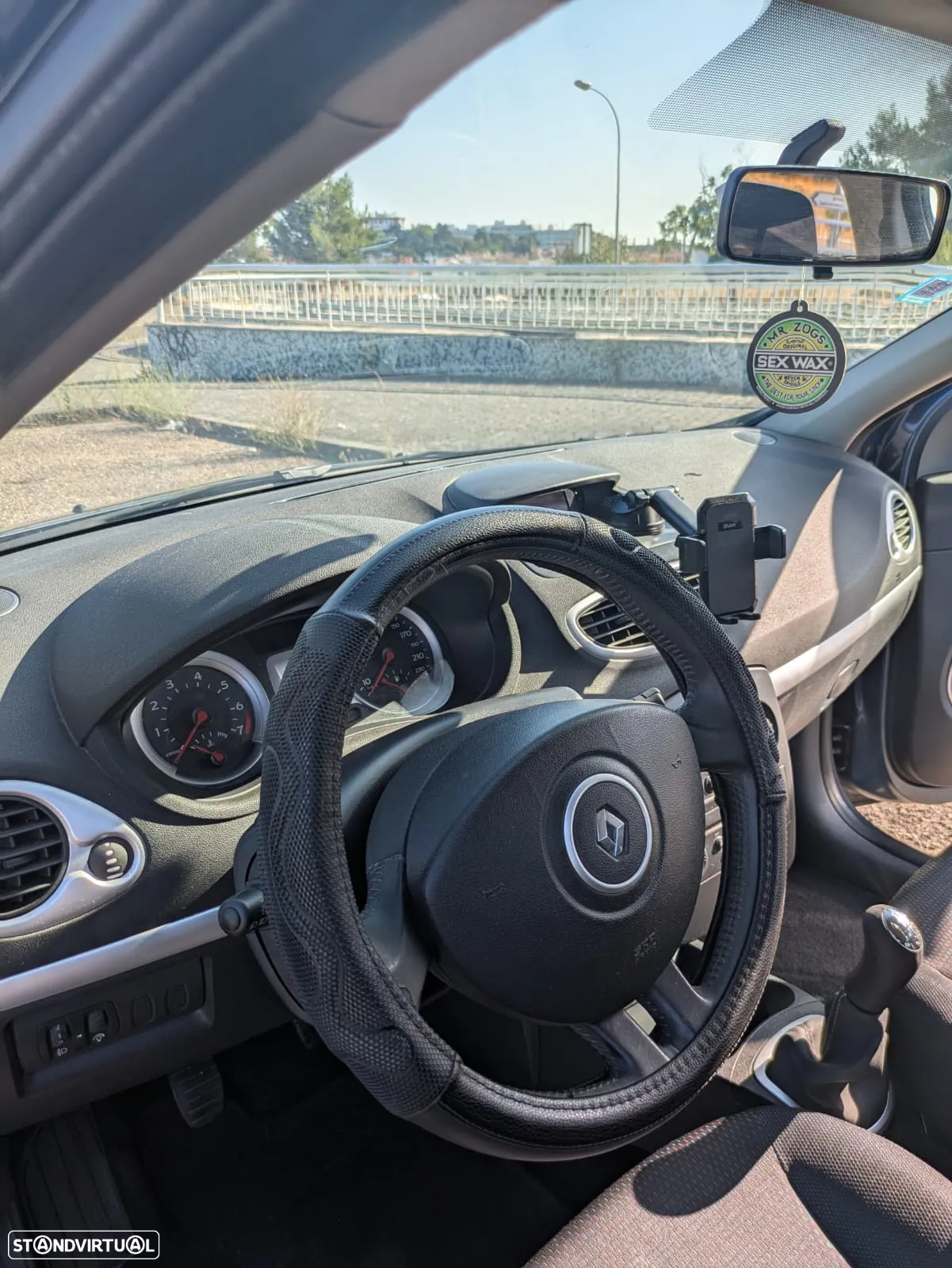 Renault Clio 1.2 16V Confort - 7