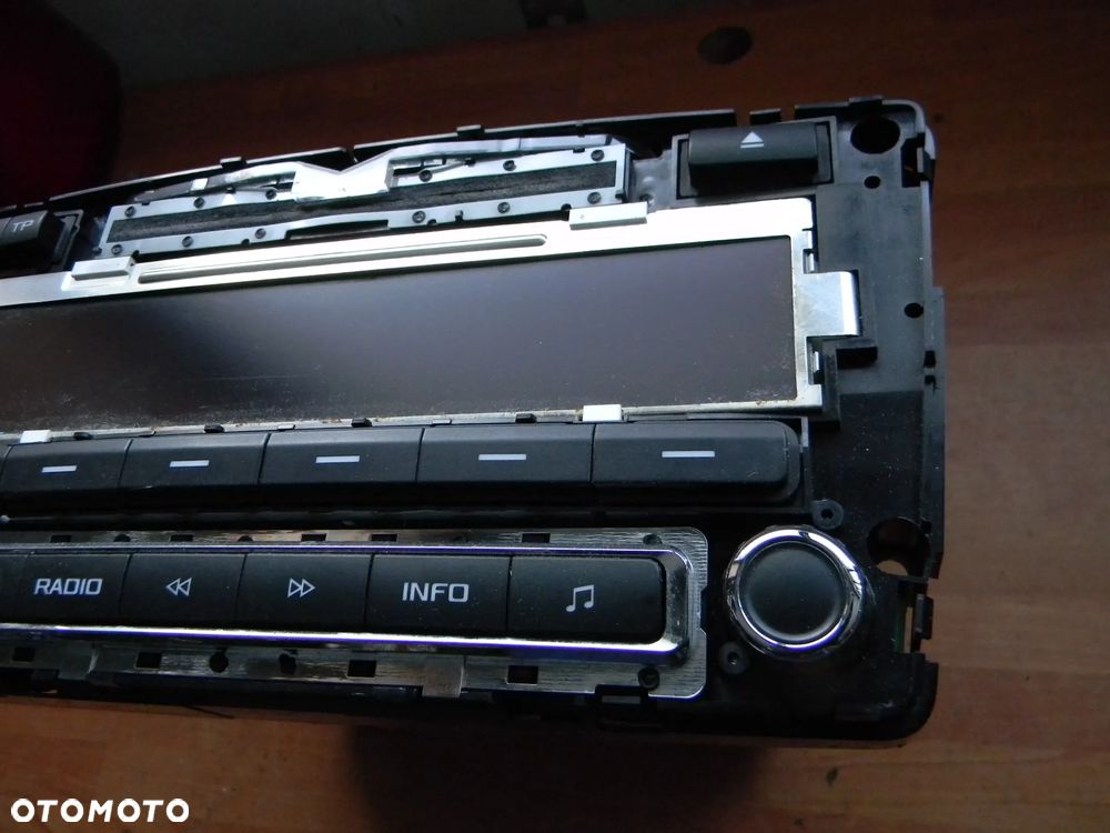 radio oryginalne SKODA OCTAVIA II LIFT - 3