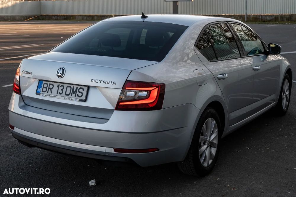 Skoda Octavia 1.0 TSI DSG Style - 2
