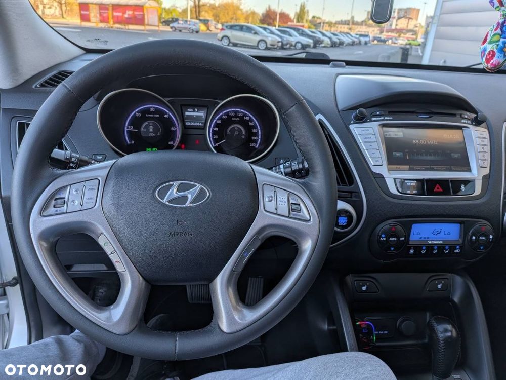 Hyundai ix35 2.0 CRDi 4WD Automatik Premium - 20