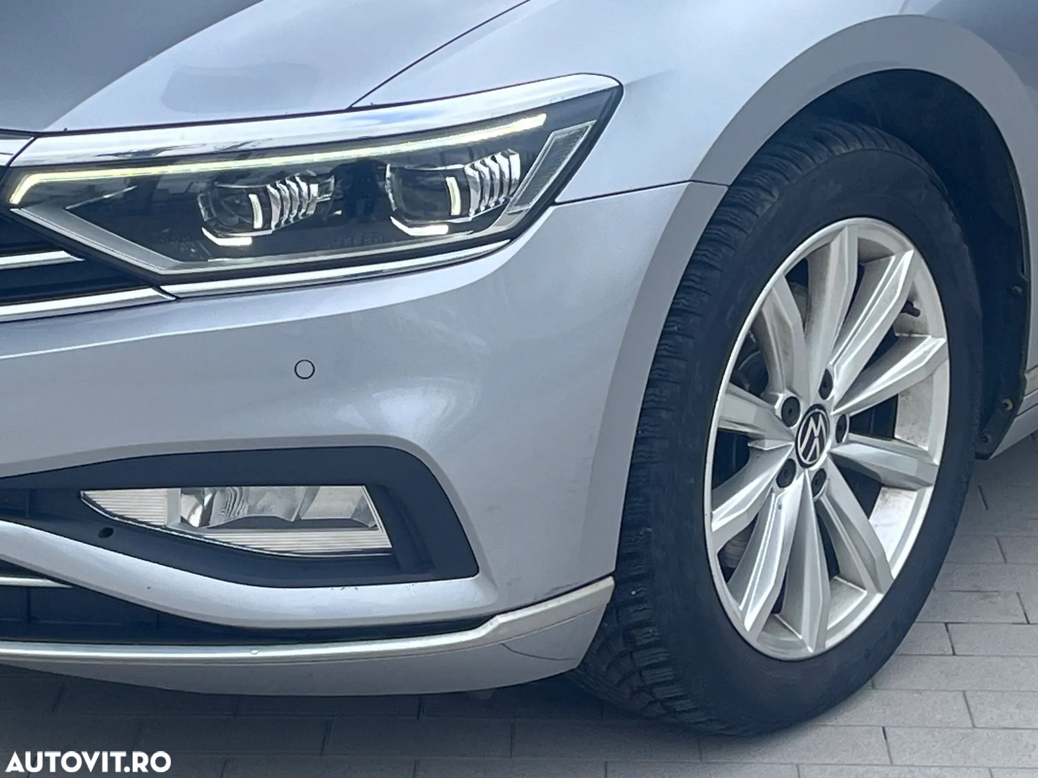 Volkswagen Passat 2.0 TDI DSG Highline - 6