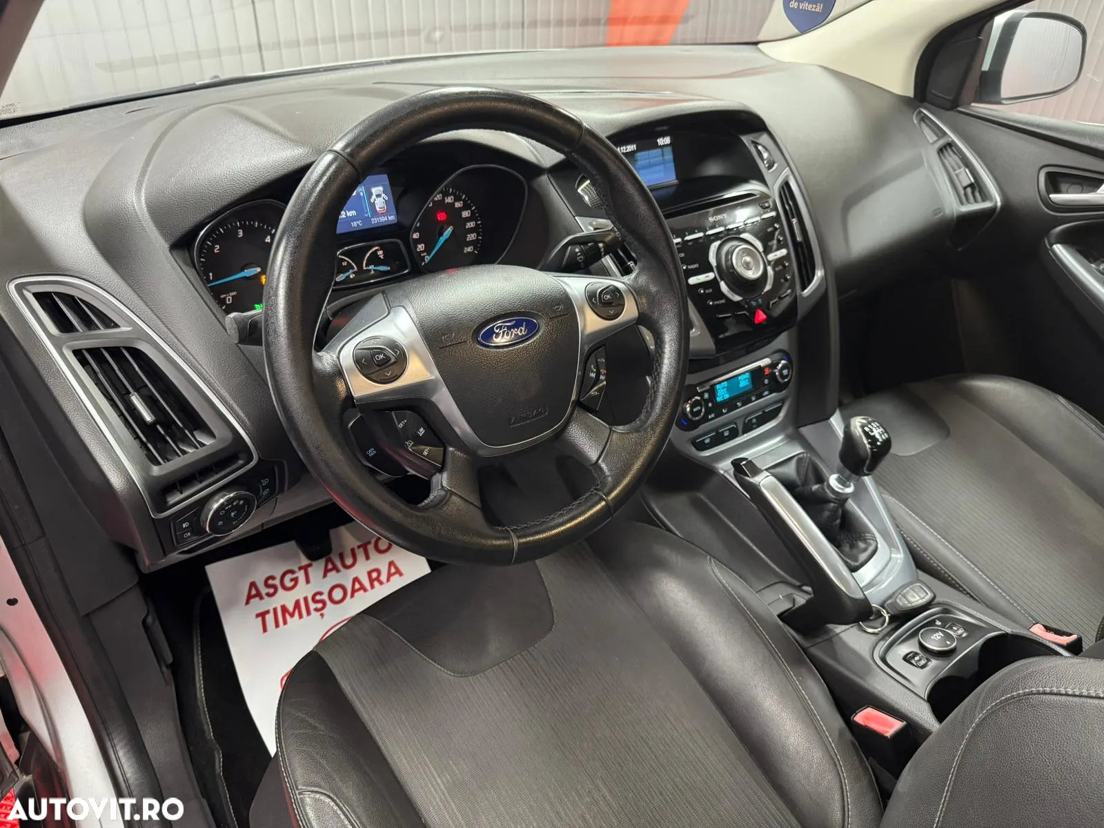 Ford Focus - 9