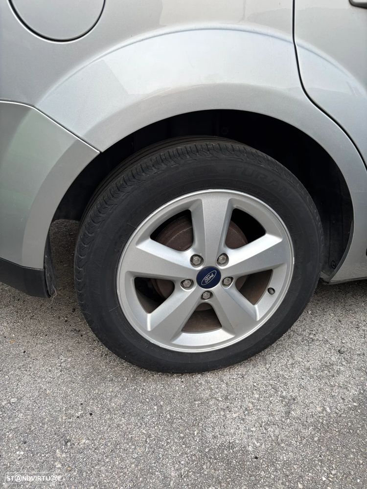 Ford Focus - 21