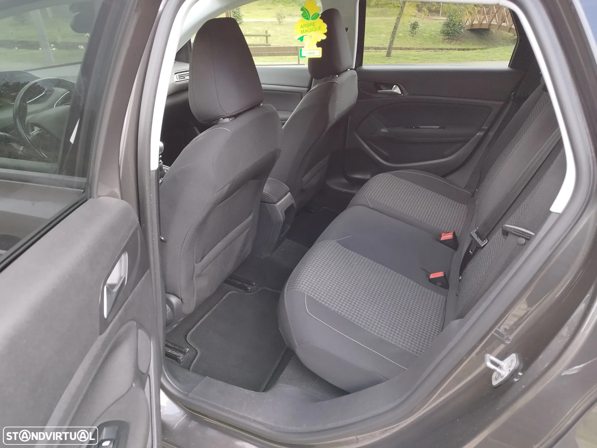 Peugeot 308 SW 1.6 BlueHDi Active - 18