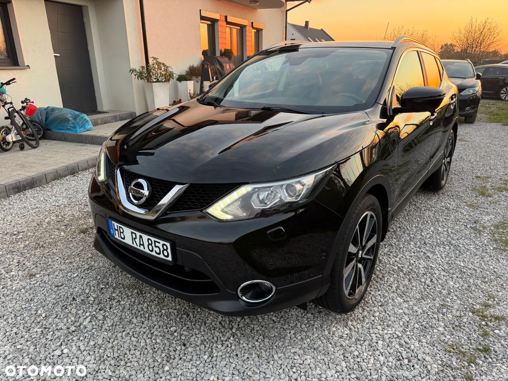 Nissan Qashqai 1.6 DIG-T TEKNA+ - 4